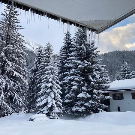 Ferienwohnung Haus Ginseng Davos Exterior photo